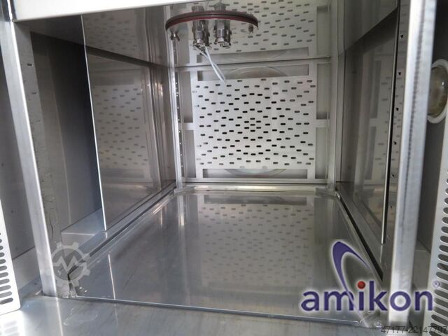 Iskun testikammio Heraeus HT 7012 S2