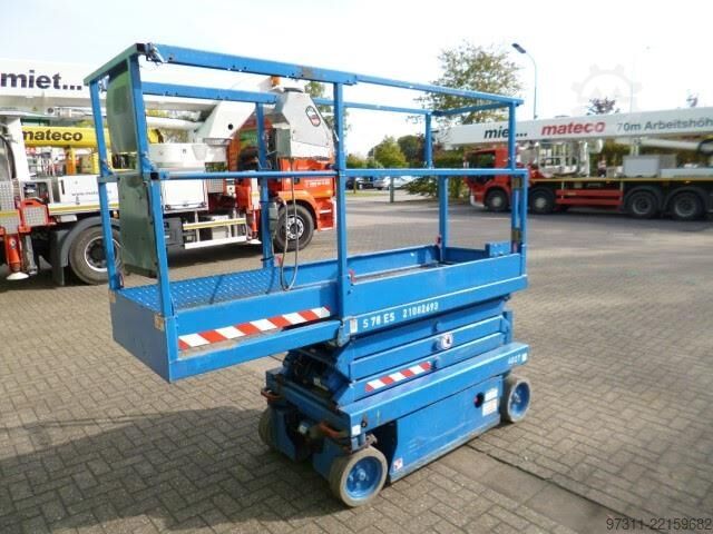 Schaarlift SkyJack SJIII 3219