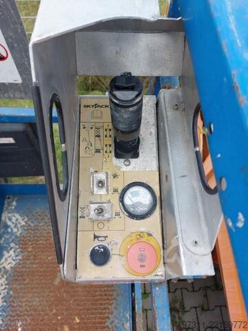 Ψαλίδι ανύψωσης SkyJack SJIII 3219