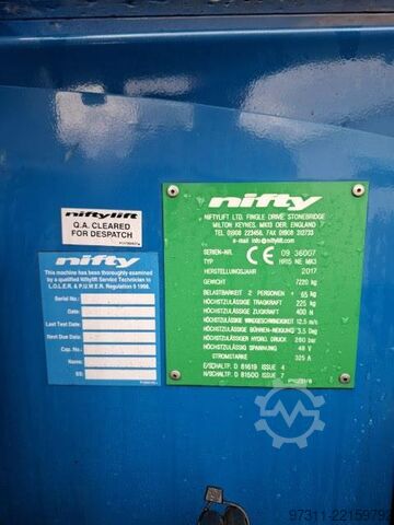 Αρθρωτή τηλεσκοπική πλατφόρμα εργασίας Niftylift HR15NE