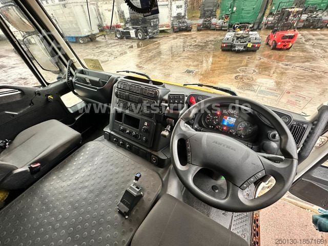 Tipper truck IVECO Astra HD9 86.48 8x6 Cantoni Kipper