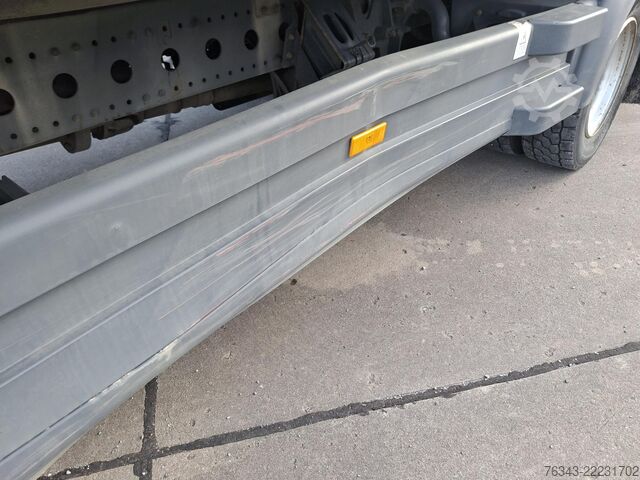 Camión caja Mercedes-Benz ATEGO 1218 L - E6