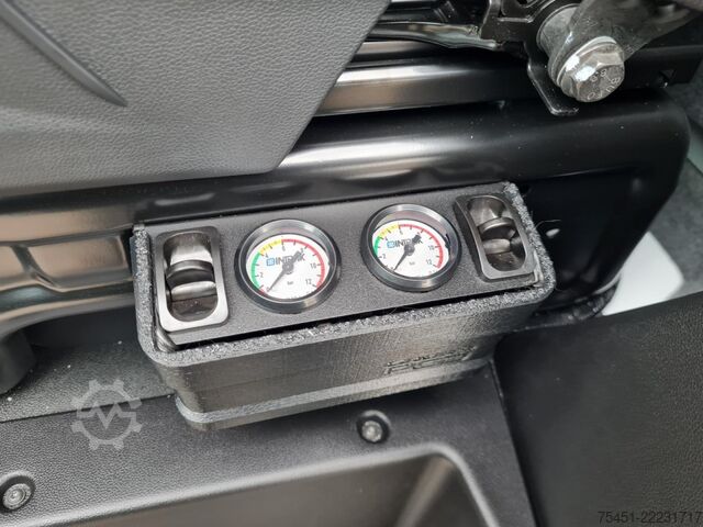 Furgon cu prelată laterală Renault Master 35 Pritsche Schiebe Plane LBW LUFTFEDERUNG PDC