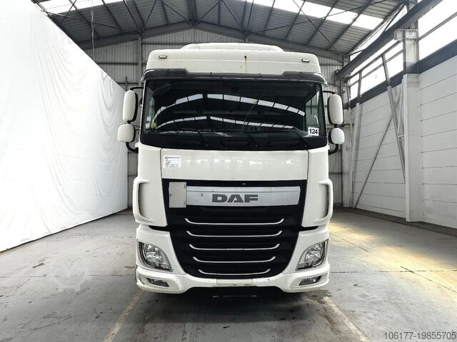 Estándar-SZM DAF XF 460 AIRCO / EURO 6