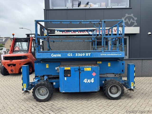 Genie GS 3369 RT Arbeitsbühne / Hubarbeitsbühne, 12m Arbeitshöhe, 4x4 Kubota DIESEL, Baujahr 2014 GENIE GS 3369 RT  Hoogwerker / Arbeitsbuhne 12mtr werkhoogte 4x4 Kubota DIESEL 2014