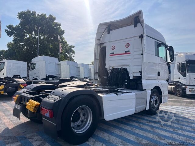 Standart çekici ünitesi MAN TGX 510