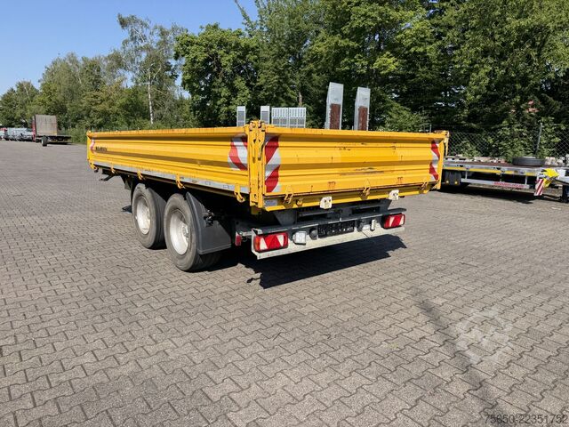 Kolmepoolne kallurhaagis Müller Mitteltal TA-2  14,4 t Tandemkipper- Tieflader, Breitbereift