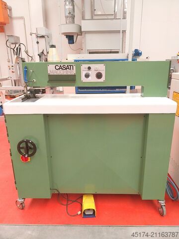 מכונת חיבור פורניר CASATI MACCHINE Z 1000