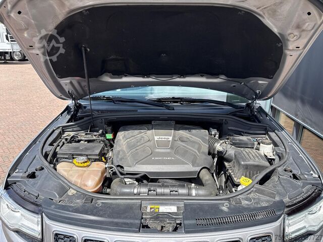 Furgoneta Jeep Grand Cherokee 3.0 V6 CRD Overland 4x4 Grijsken...