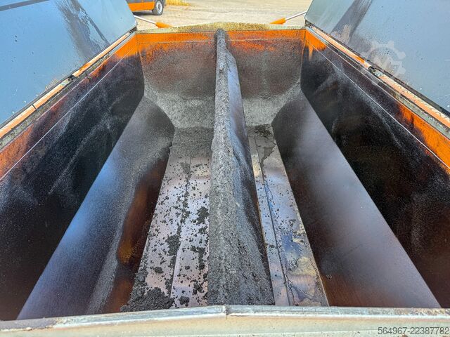 Caja caliente de asfalto AMTEC Asphaltbox Thermofass 5,1 m³