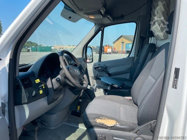 Arbejdsplatform lastbil MERCEDES-BENZ Sprinter 516 CDI Versalift VT-155-FZ 15,6 m.