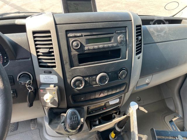 Arbejdsplatform lastbil MERCEDES-BENZ Sprinter 516 CDI Versalift VT-155-FZ 15,6 m.