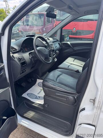 Furgoneta con caja Mercedes-Benz Vito **110CDI-EURO 5**