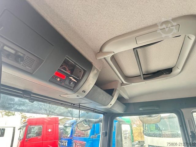 Cần cẩu gắn trên xe tải MAN TGS 26.440 Baustoff Palfinger PK 18001L Lenk