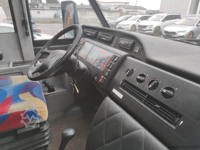 Autocarro de turismo MERCEDES-BENZ O818 D Teamstar Standklima