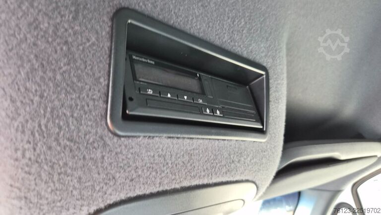 High top van MERCEDES-BENZ Sprinter III Kasten  519 CDI RWD 4x 4 Allrad