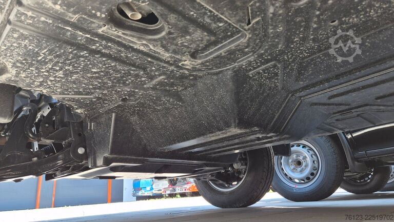 High top van MERCEDES-BENZ Sprinter III Kasten  519 CDI RWD 4x 4 Allrad