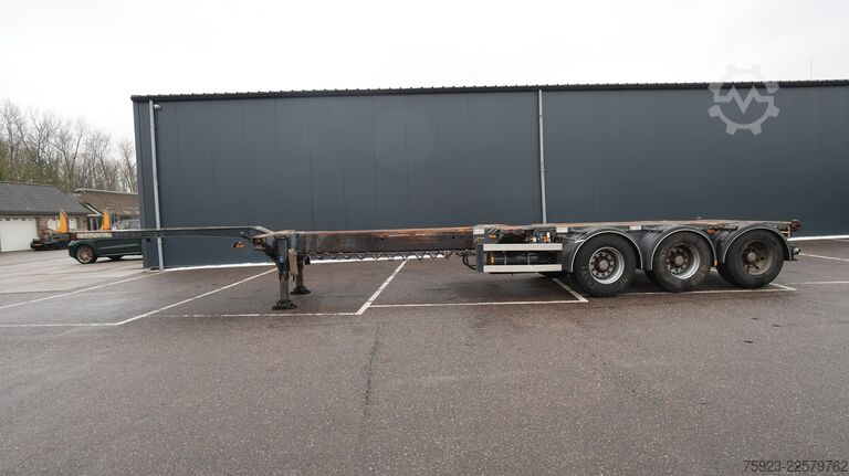 Transporte de contentores D-tec Extendable container transport trailer