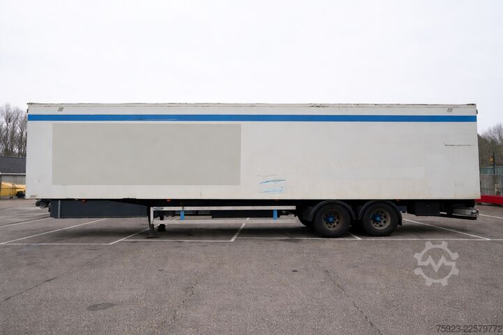 Ferðatösku LAG Closed box trailer