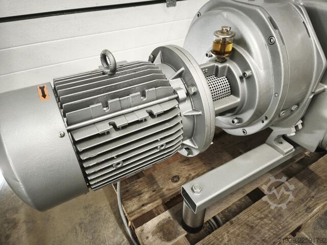 Busch WV 2000 C 001 - 20 Vacuum Pump Busch WV 2000 C 001