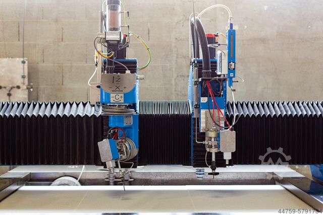 Wasserstrahlschneidanlage COMI WJA II-TYP