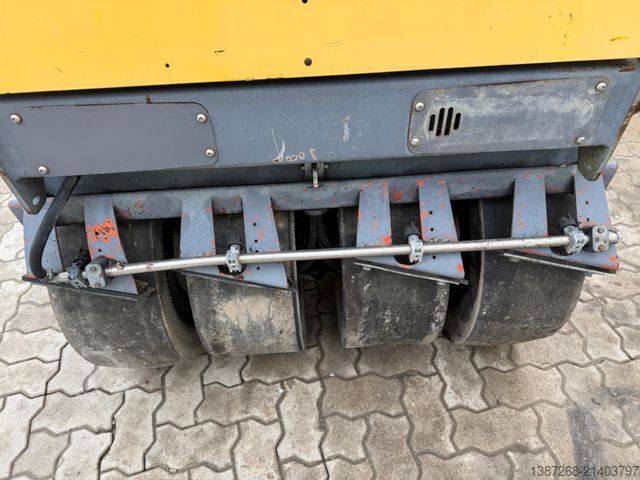 Valjak sa jednim bubnjem DYNAPAC CC1200C Kombiwalze / 2014 BJ / 1.495 Stunden