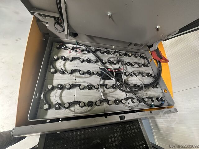 EFX 413 X + i * com Guiamento por Fio !! Triplex FFL !! JUNGHEINRICH EFX 413 X + i * with Wire Guidance !! Triplex FFL !!