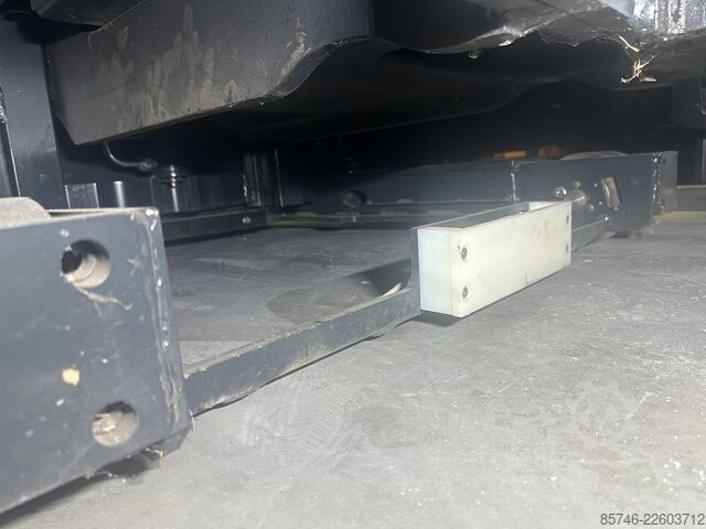 V ( 5213 ) - Guidage par fil !! DOUBLE direction !! Triplex FFL LINDE V ( 5213 ) - Wire Guidance !! DOUBLE steering !! Triplex FFL