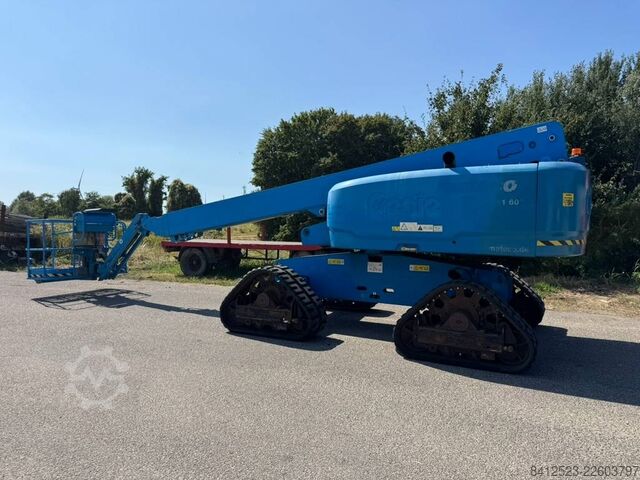 Plataforma telescópica Genie S 65 Trax