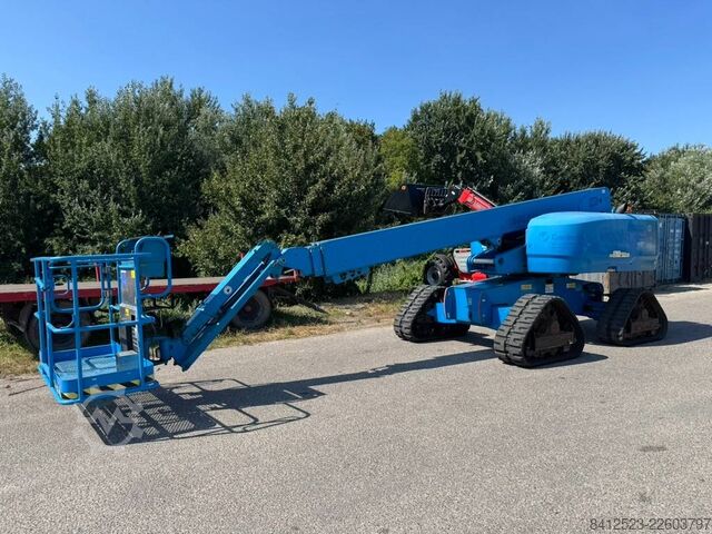 Plataforma telescópica Genie S 65 Trax