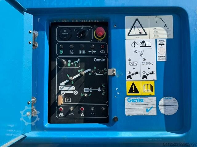 Plataforma telescópica Genie S 65 Trax