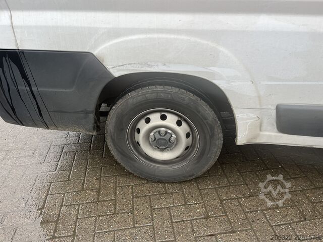 Caravan/camper 2024 Fiat Ducato Weinsberg Carabus | Manuale | Tetto a Soffietto