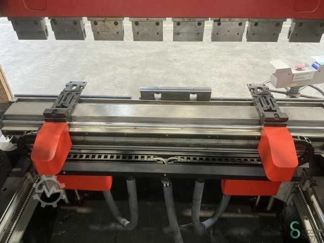 Kantbanken  Amada HFE 50-20 2001 8 Asser Amada HFE 50-20