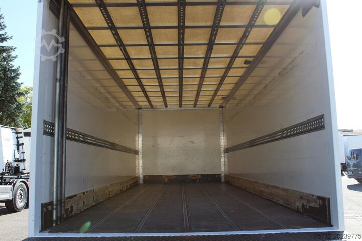 Camión frigorífico Renault D14 220E6   Laderbordwand   nur 166 Tkm   Klima