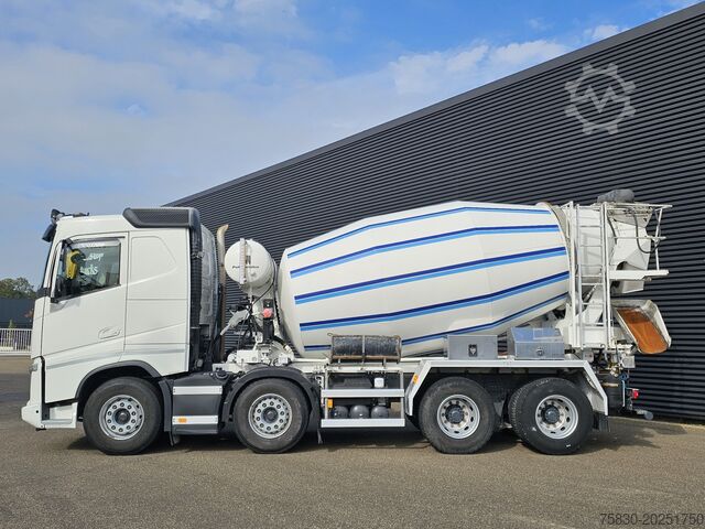 Mixeur Volvo FH 540 8x4  / BOOGIE LIFT / 10m3 PUTZMEISTER - ...