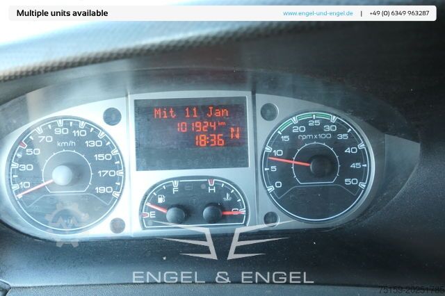 Fourgon tôlé iveco Daily 35 S11 C30C AUTOMATIK KAMERA MAXI Regale DURCHGANG