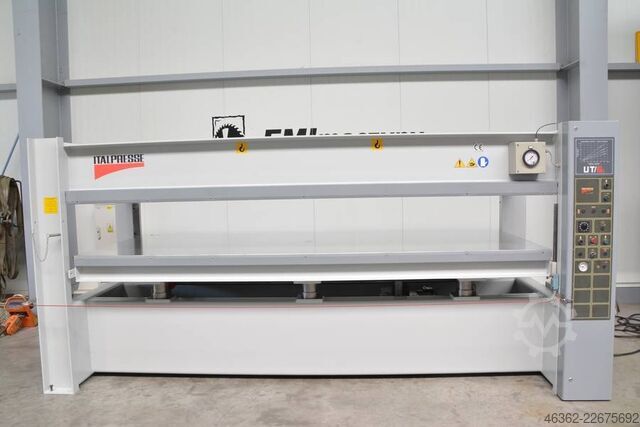 Mesin press veneer Italpresse UT/6L Prasa do forniru