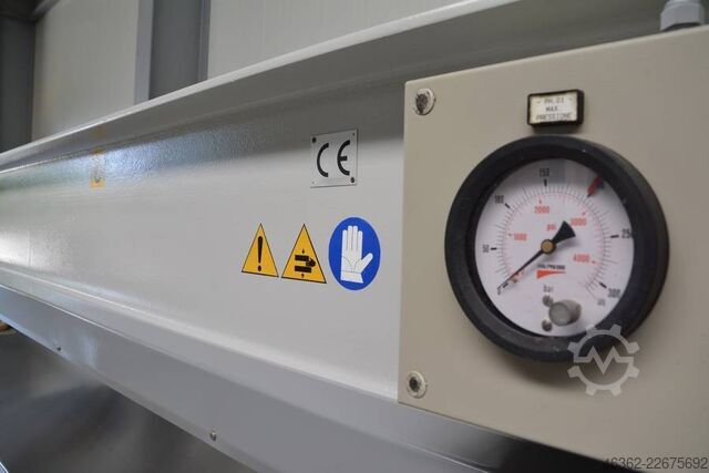 Mesin press veneer Italpresse UT/6L Prasa do forniru