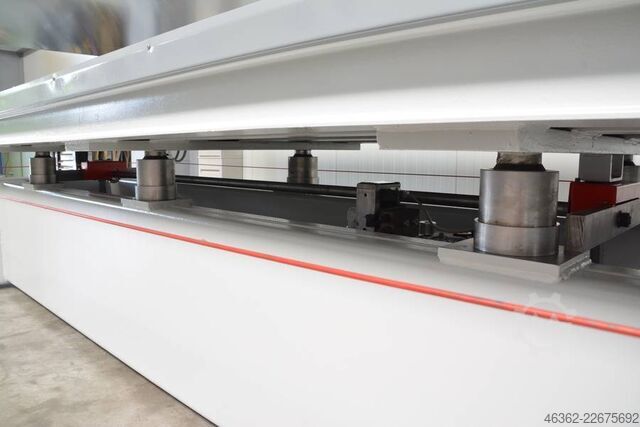 Mesin press veneer Italpresse UT/6L Prasa do forniru