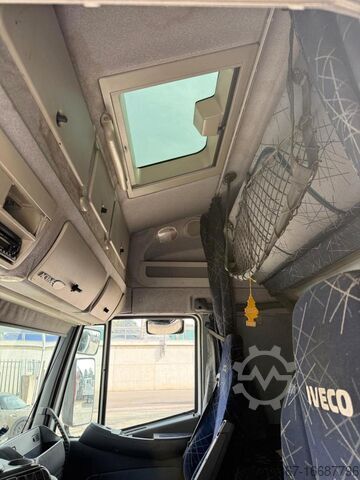 固定货箱卡车 Iveco STRALIS 480
