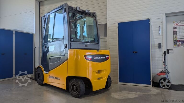 رافعة شوكية كهربائية ذات 4 عجلات Jungheinrich EFG S50s Zinkenverstellgerät, Waage