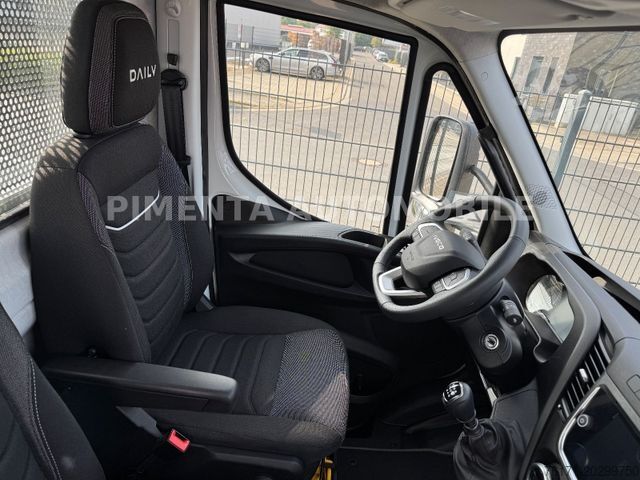 三向翻斗货车 IVECO Daily 50C18H 3SKIPPER GITTER KISTE TEMP LED DIFF