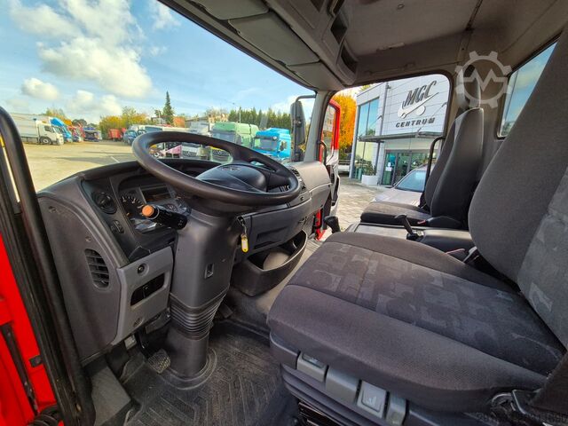 Véhicule avec plateforme élévatrice Mercedes-Benz Atego 918 4X4 / LIFT 18M / 1 OWNER