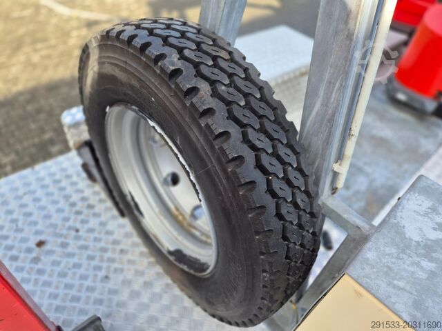 Véhicule avec plateforme élévatrice Mercedes-Benz Atego 918 4X4 / LIFT 18M / 1 OWNER