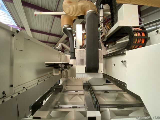 CNC obradni centar M90 SCM morbidelli M 90