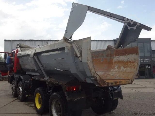 Kiper tovornjak MAN FE 410 8x4 kipper,manual feulpomp,steel kipper
