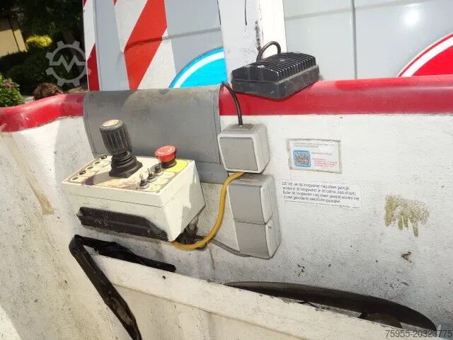 Plate-forme de levage Renault MASTER 13,5 METER SKY WORKER,AIRCO
