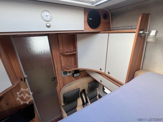 Кемпер CONCORDE Compact - Hochdach - Hubbett - Klima -