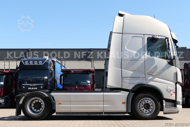 Standardni tegljač VOLVO FH 500 Globetrotter 2-Tanks Euro 6