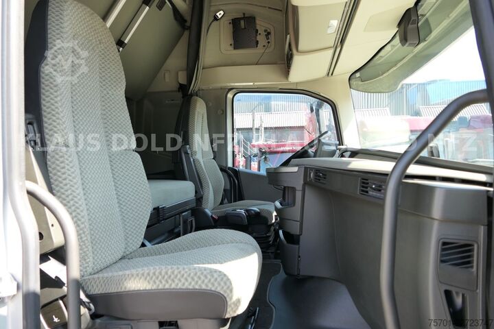 Standardni tegljač VOLVO FH 500 Globetrotter 2-Tanks Euro 6